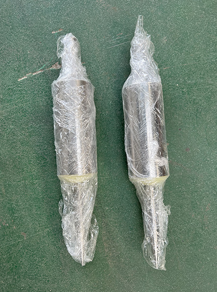 Active-pre-discharge-lightning-rod-4