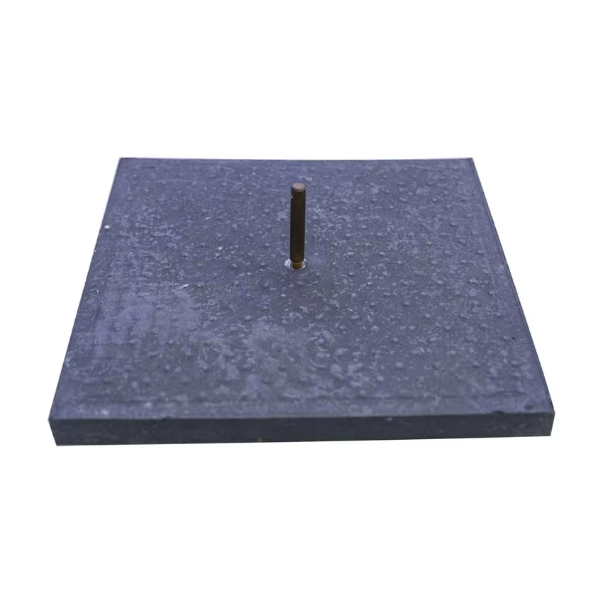 Graphene Grounding Body